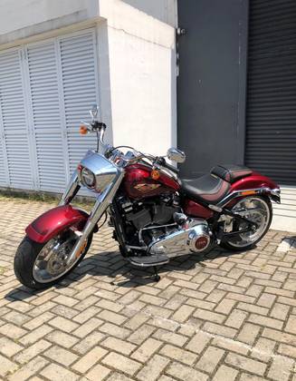 HARLEY-DAVIDSON SOFTAIL FAT BOY 114 